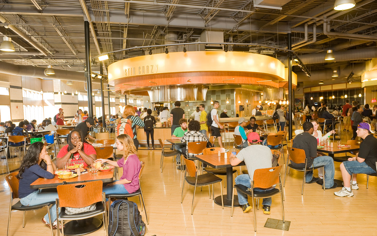 Students seated in the VCU dining hall